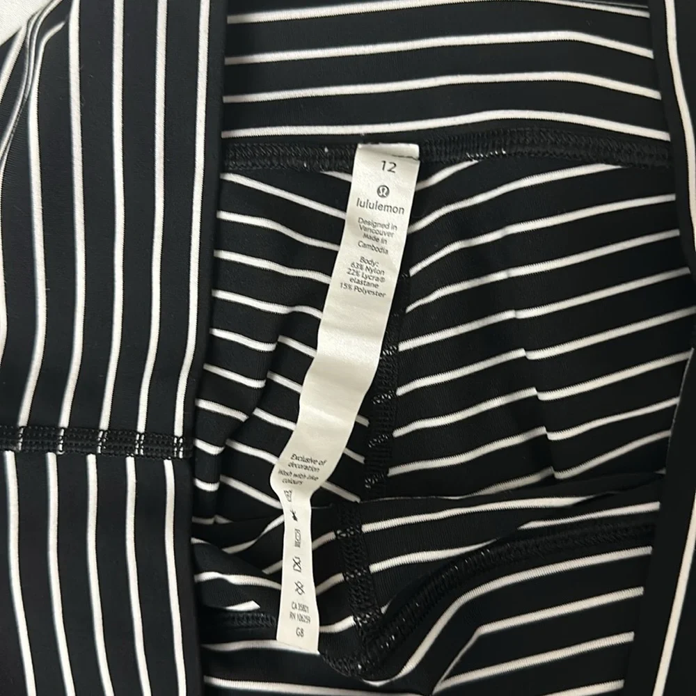 Lululemon Striped Leggings, Size 12 - Picture 2 of 3